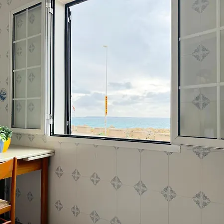 Amare - Sea Front Apartment *